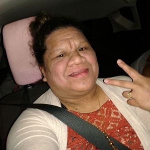 Meet your Posher, Claudia